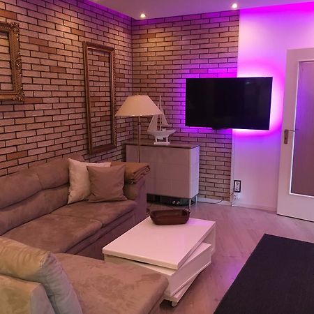 Messe Ferienwohnung Duesseldorf Oberkassel Eksteriør bilde